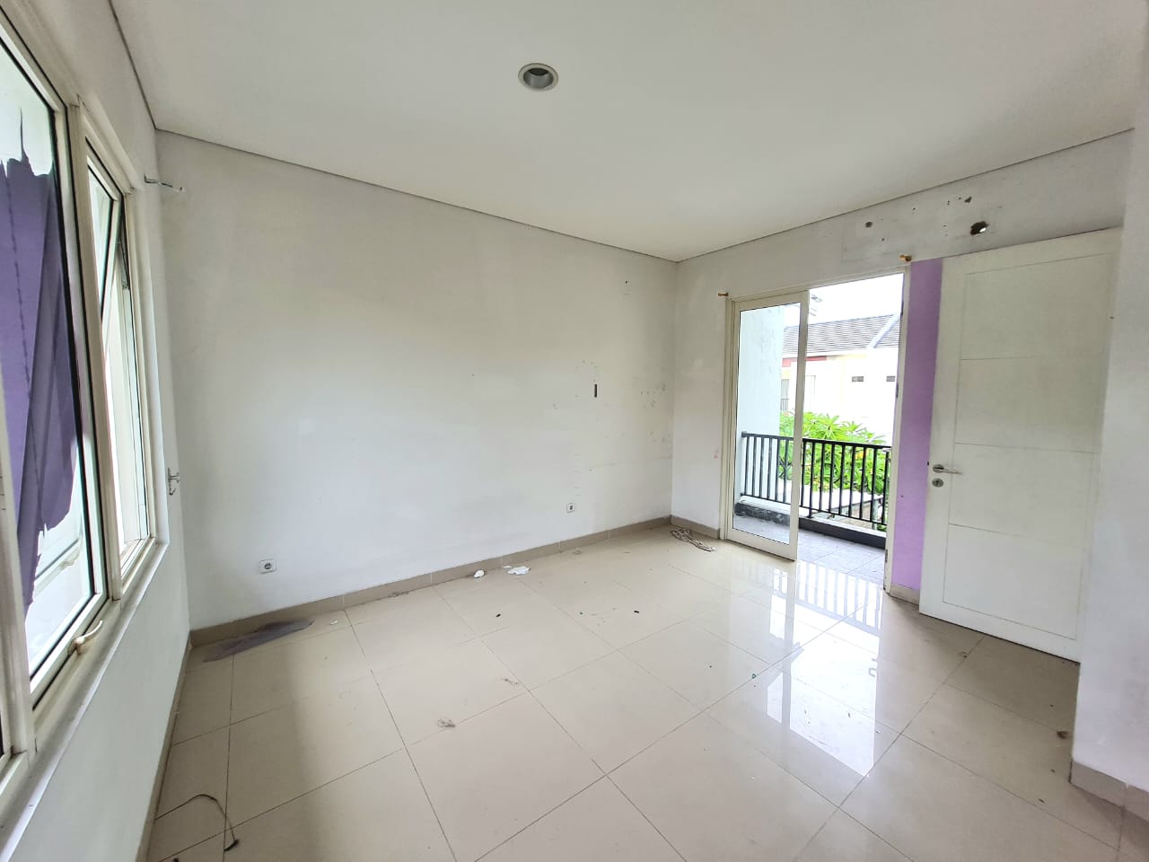 Dijual Rumah di Airlangga Grand Taruma Karawang